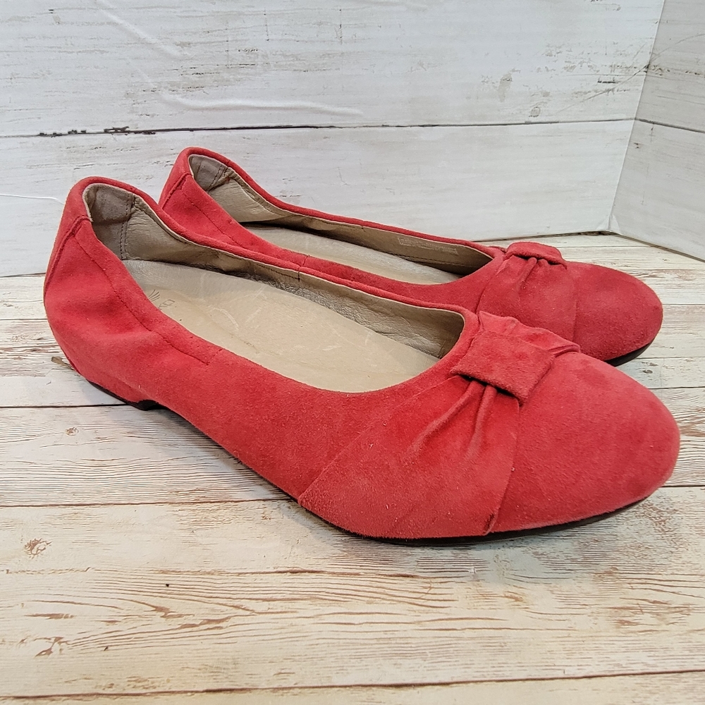 Women’s Red Suede Bow Ballet Flats